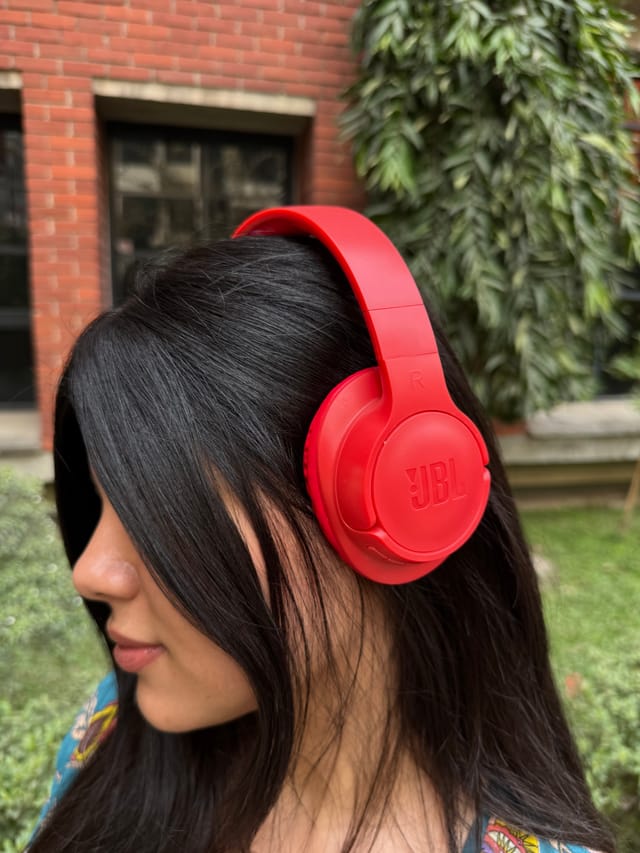 JBL pure bass tune 700 BT Bluetooth Headphone_img_4